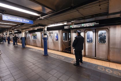 La MTA de Nueva York mantiene abiertas múltiples oportunidades de empleo en áreas técnicas, operativas y de gestión