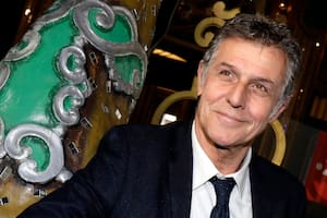 Murió el actor francés Pierre Deny, conocido por su trabajo de Emily in Paris