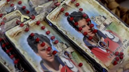 La muerte del papa Francisco ha forzado a aplazar la canonización del joven italiano Carlo Acutis, pues solo el pontífice puede declarar a alguien "santo"