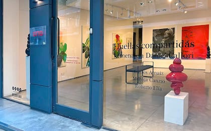 La muestra actual que incluye obras suyas en la galería Otto