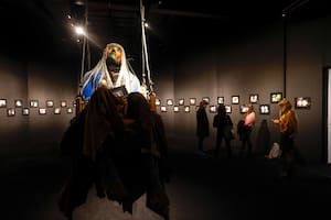 Buscan nombre para un “nuevo ser” creativo de tres cabezas