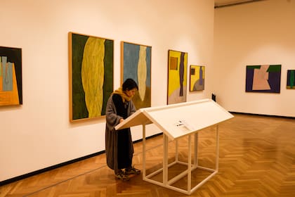 La muestra dedicada a Alfredo Hlito ya se puede visitar en el Museo Nacional de Bellas Artes