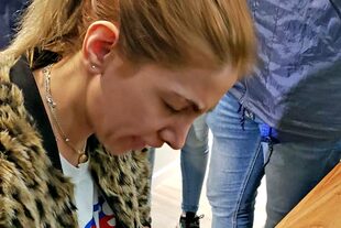 La mujer arrestada