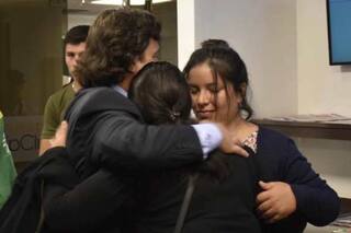 Puerto Deseado: la mujer violada llegó a Salta y despedirá a su hijo asesinado