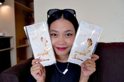 La mujer conocida como "La China" en la plataforma RainbowEx es una actriz y locutora indonesia