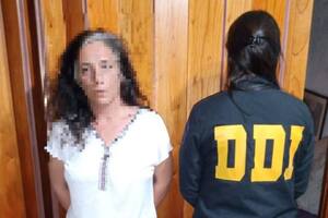 La mujer fue detenida como sospechosa de haber ocasionado incendios frente a las veredas de sus vecinos