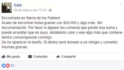 La mujer había encontrado la plata cerca de la iglesia del barrio, mientras les daba de comer a unos perros de la cuadra