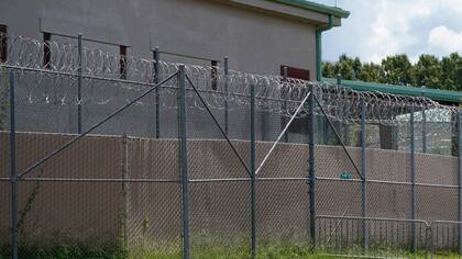 La mujer se encuentra en una prisión del condado de Seminole, Florida
