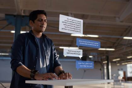 La muñequera de Facebook permite reconocer cada comando que el cerebro le envía a los dedos, y traducirlo a un teclado virtual