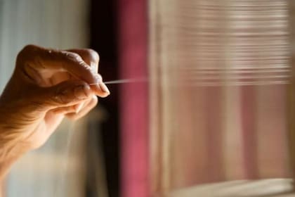 La muselina de Dhaka llegó a tener hasta 1200 hilos, pero el número mayor alcanzado en los últimos años es de 300