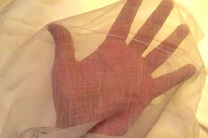 La muselina de Dhaka llegó a tener hasta 1200 hilos, pero el número mayor alcanzado en los últimos años es de 300