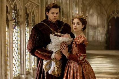 LA NACION habló con Emma Frost y Matthew Graham, showrunners y productores ejecutivos de la serie