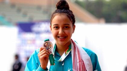 La nadadora nepalí Gaurika Singh