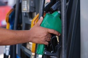 Cuánto cuesta llenar el tanque de nafta del auto y que podría pasar en febrero