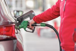 Aumentan los precios de la nafta y el gasoil: cuánto cuesta el litro de súper