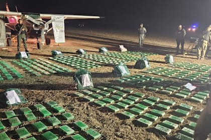La narcoavioneta transportaba 475 kilos de cocaína