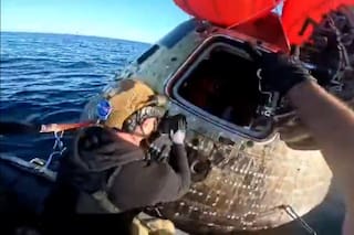 La NASA compartió el momento en que abrieron la cápsula y vieron a los astronautas de Artemis II