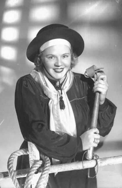 La ñata, Azucena Maizani, con ropa de gaucho