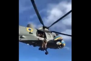 Con un video, Ucrania muestra el helicóptero de guerra Sea King enviado por el gobierno británico