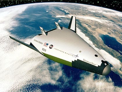 La nave X-33 que Lockheed Martin presentó a la NASA. Horas antes de inaugurar el ciclo lectivo en Tartagal, los directivos de la empresa aeronáutica le mostraron la maqueta a Carlos Menem y le hablaron sobre las bondades de los vuelos a través de la estratósfera.
