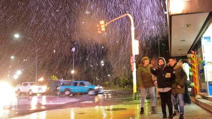 La nieve llegó a Bahía Blanca