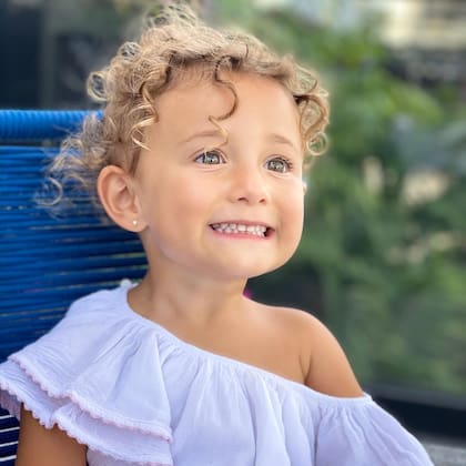 La niña de 7 años falleció el lunes 28 de julio en Miami tras un accidente en un velero (Foto: Instagram @sofiareca)