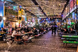 Cómo encontrar los mejores descuentos para comer afuera en una jornada especial en la ciudad