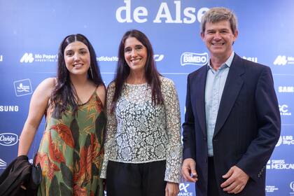 La Noche Solidaria de Alsea contó con la presencia del equipo del Banco de Alimentos Buenos Aires, que se mostraron entusiasmados por las herramientas que les brinda la recaudación obtenida para seguir trabajando por erradicar el hambre en Argentina.