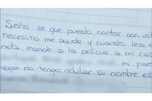 La nota de la mujer víctima de violencia de género en el cuaderno de su hijo