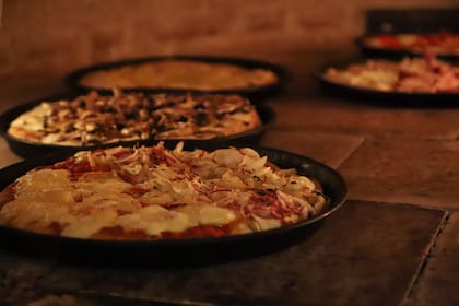 La Notable, Napolitana del frío, Amor de Invierno, Alcachofan, son solo algunas de las pizzas especiales que se pueden pedir en Roma