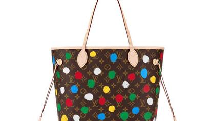 La nueva colección reinterpreta las piezas icónicas impregnadas de los motivos característicos de Yayoi Kusama (Foto: Louis Vuitton)