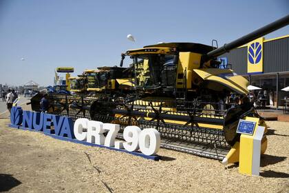 La nueva cosechadora CR 7.90