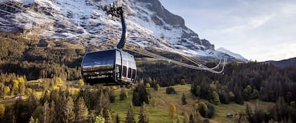 La nueva Eiger Express, la telecabina más moderna de los Alpes, que se mueve a ocho metros por segundo y fue inaugurada en 2020, en plena pandemia