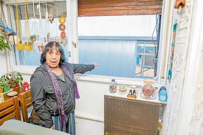 La nueva estación Belgrano C tapa la vista,"No tengo intimidad, tengo el tren dentro de mi casa", dice Alba Carrizo