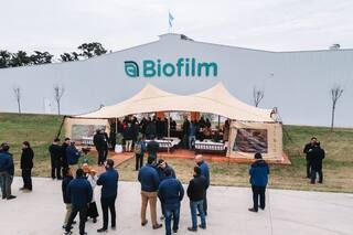 Con una inversión de US$10 millones, inauguraron una nueva planta de insumos biotecnológicos para el agro