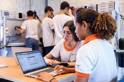 La nueva institución está ubicada a tres kilómetros de la planta de Ternium en Santa Cruz, que exporta el 70% de su producción.