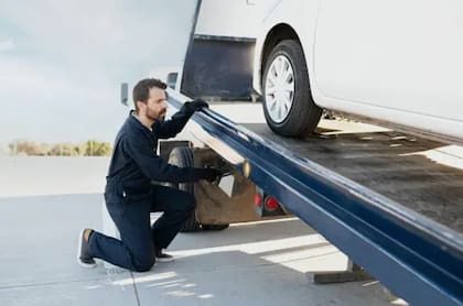 La nueva ley añade la sección § 20-219.3A al capítulo de tránsito, la cual prohíbe el uso de cualquier dispositivo inmovilizador ("boot") para controlar el estacionamiento de vehículos comerciales