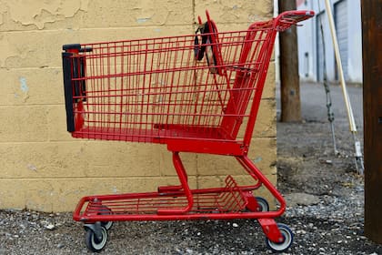 La nueva ley busca disminuir el abandono de carritos de supermercado en Arizona (Unsplash)