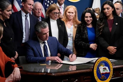 La nueva ley de California obtuvo la firma de Gavin Newsom en octubre y entra en vigor el 1° de enero de 2026