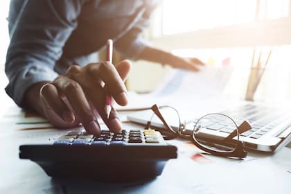 La nueva norma de Illinois trae beneficios a los adultos mayores en el pago de impuestos de propiedad