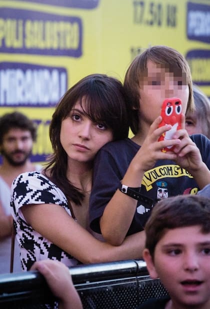 La nueva novia de Chano fue a verlo acompañada por su hermano, Iván.