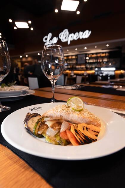 La nueva puesta de La Ópera en la tradicional esquina de Callao y Corrientes