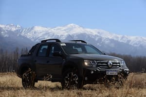 Según el Gobierno, el modelo que hará Renault en Córdoba será la pickup Oroch