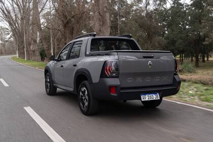 La nueva Renault Oroch también tiene una nueva estética en la parte trasera