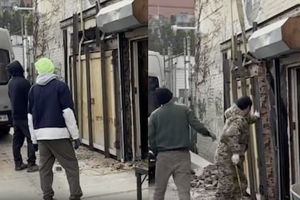 La obra, conocida como The Tagging Robot, fue retirada del edificio y trasladada a una cervecería de Connecticut