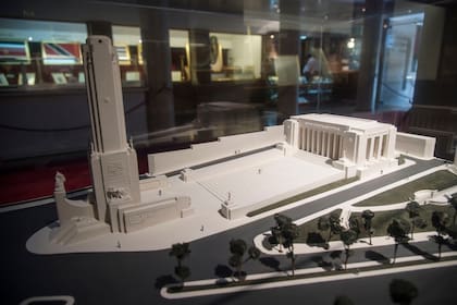 La obra de Ángel Guido modificó ese sector de Rosario a mediados del siglo pasado.