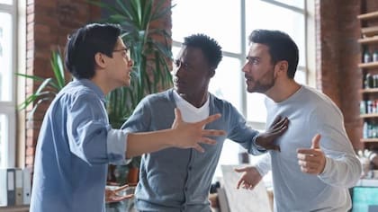 La obsesión por tener siempre la razón puede estar impulsada por la necesidad de controlar las situaciones (Foto: iStock)