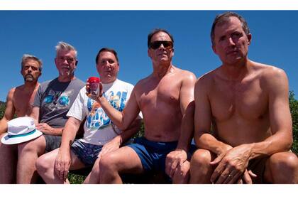 La octava postal de John Wardlaw, Mark Rumer-Cleary, Dallas Burney, John Molony y John Dickson, en 2017