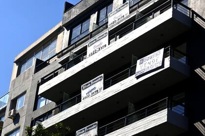 La oferta de inmuebles en venta aumenta a un ritmo anual de un 25% y ahora es 1,45 veces superior que en 2017