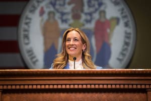 El nuevo programa en español que se estrena el 1° de mayo en TelevisaUnivision